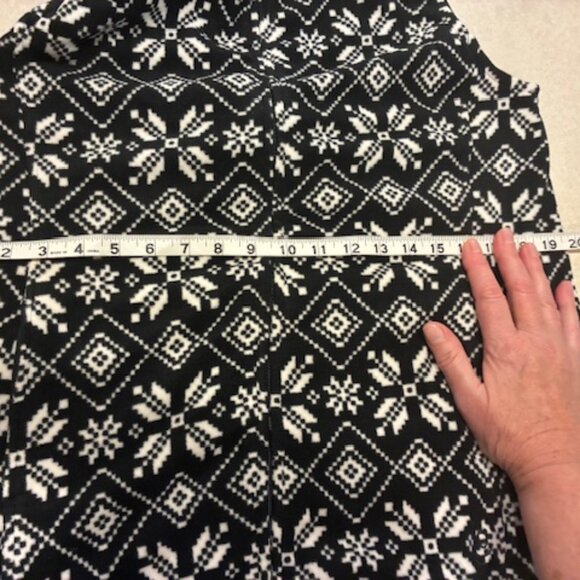 Cuddl Duds Women's Fleece with Stretch Zip Vest Pockets Soft Cozy Black Size XL - Picture 9 of 9